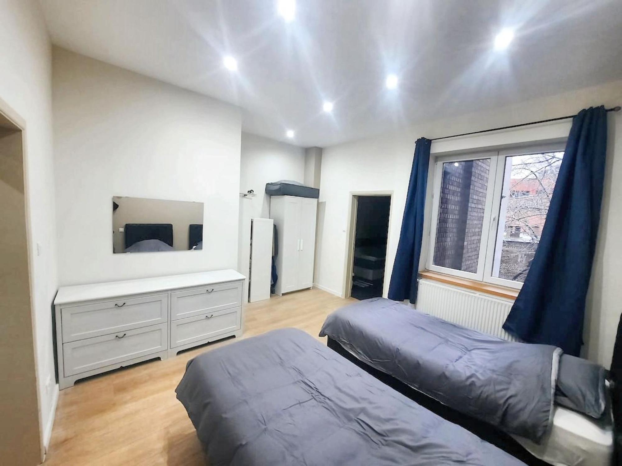 Appartement Modern In Molenbeek Saint Jean / 77 M² / Parking Brussel