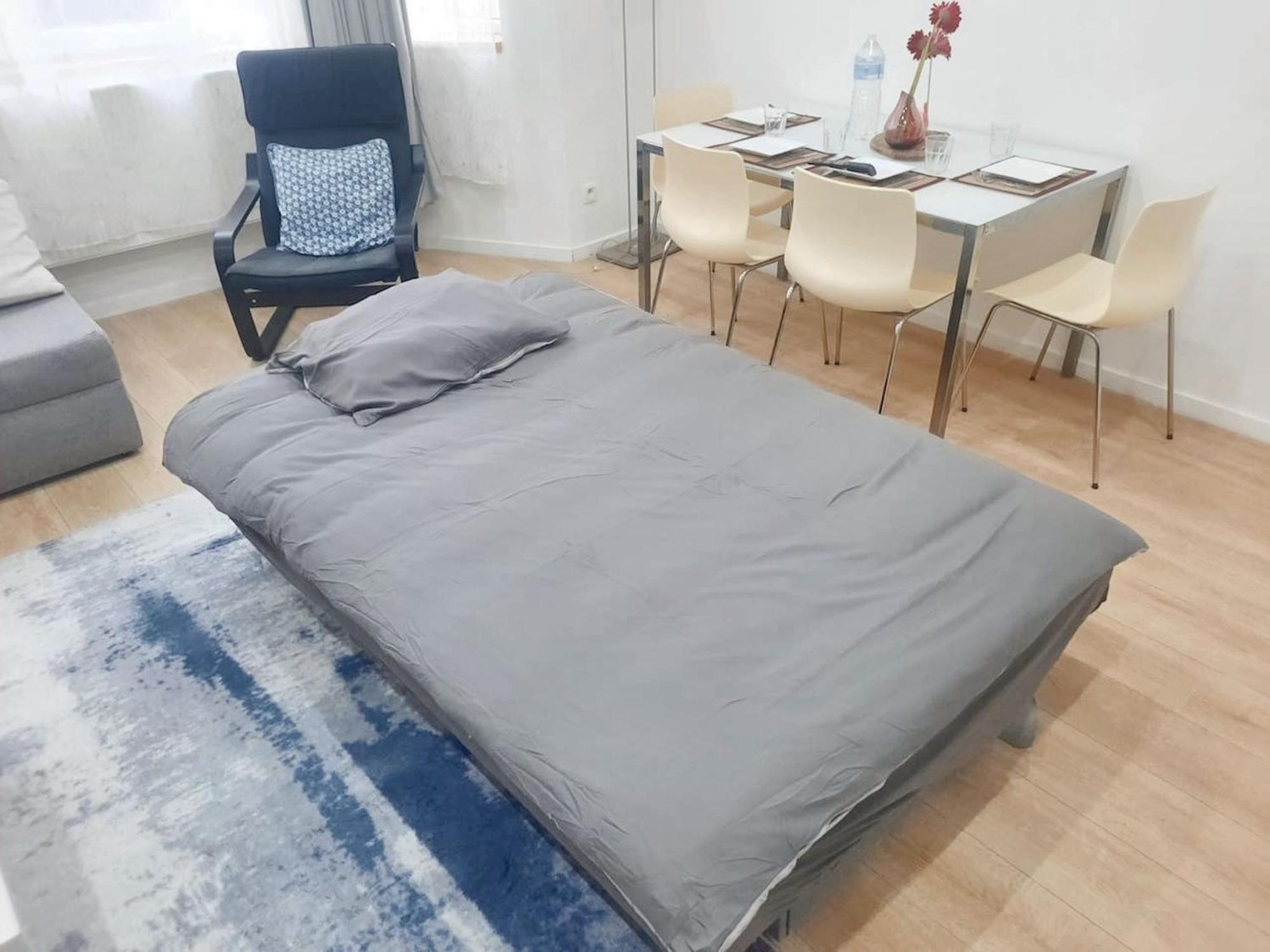Appartement Modern In Molenbeek Saint Jean / 77 M² / Parking Brussel