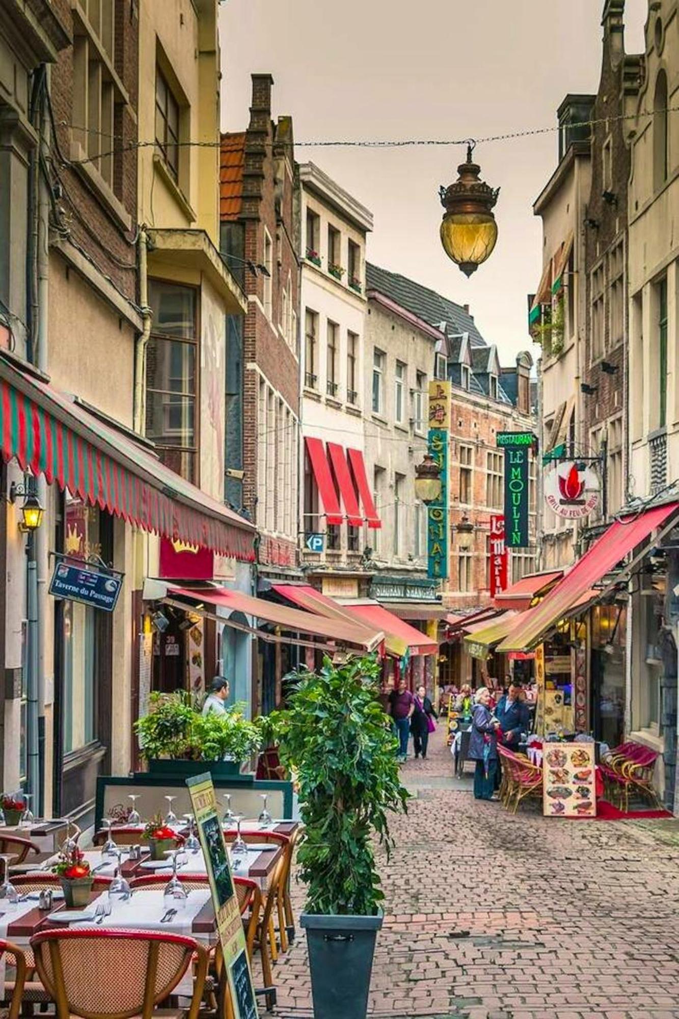 Modern In Molenbeek Saint Jean / 77 M² / Parking Bruxelles