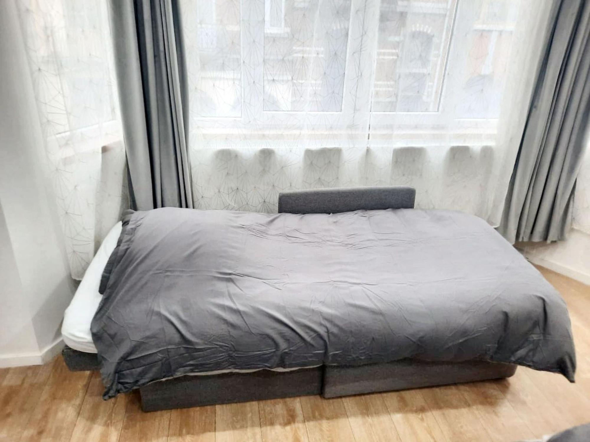 Modern In Molenbeek Saint Jean / 77 M² / Parking Appartement
