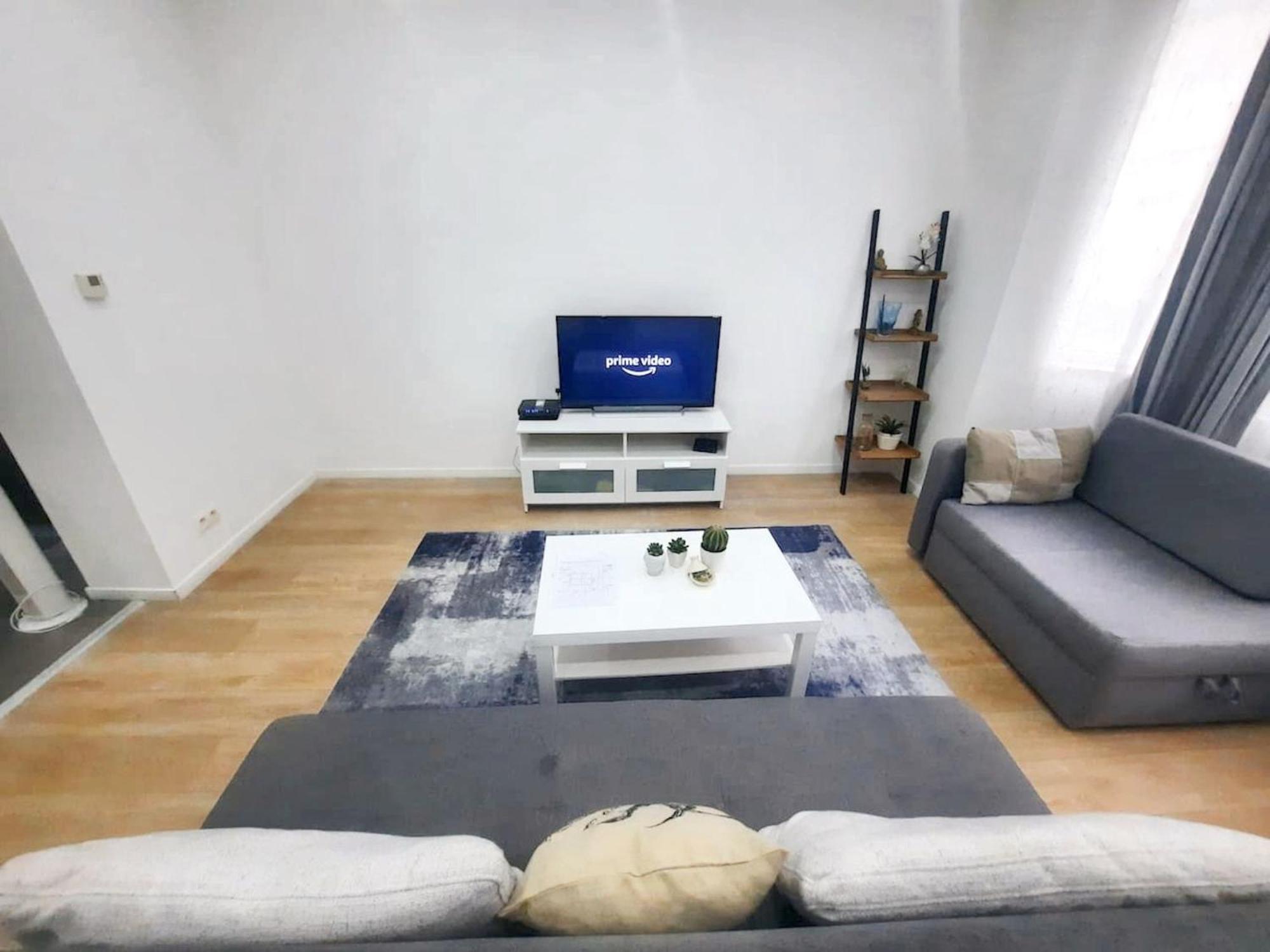 Modern In Molenbeek Saint Jean / 77 M² / Parking * Bruxelles